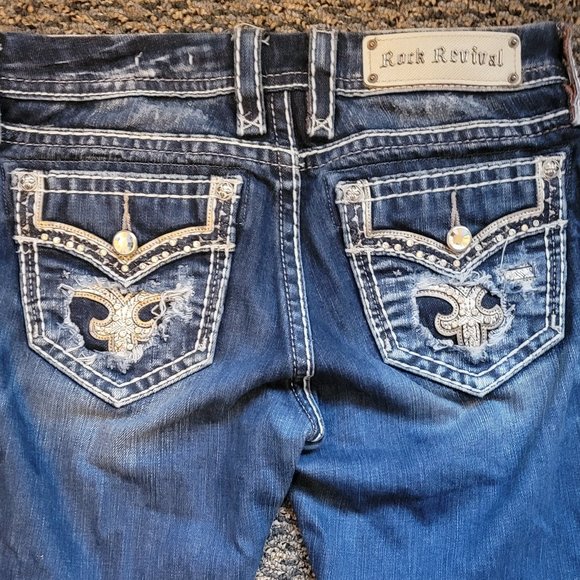 Rock Revival Fay Easy Boot Distressed Jeans Size 27 Rhinestone Pocket Bling - Picture 1 of 13